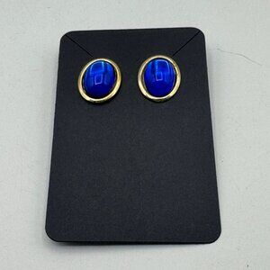 Vintage Gold-Tone Oval Stud Earrings With Blue Cabochon Gemstone Accent